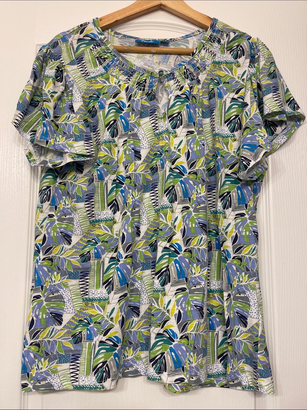 Blue & Green Short-Sleeve Printed Tee size XL by Fresh, new with tag.